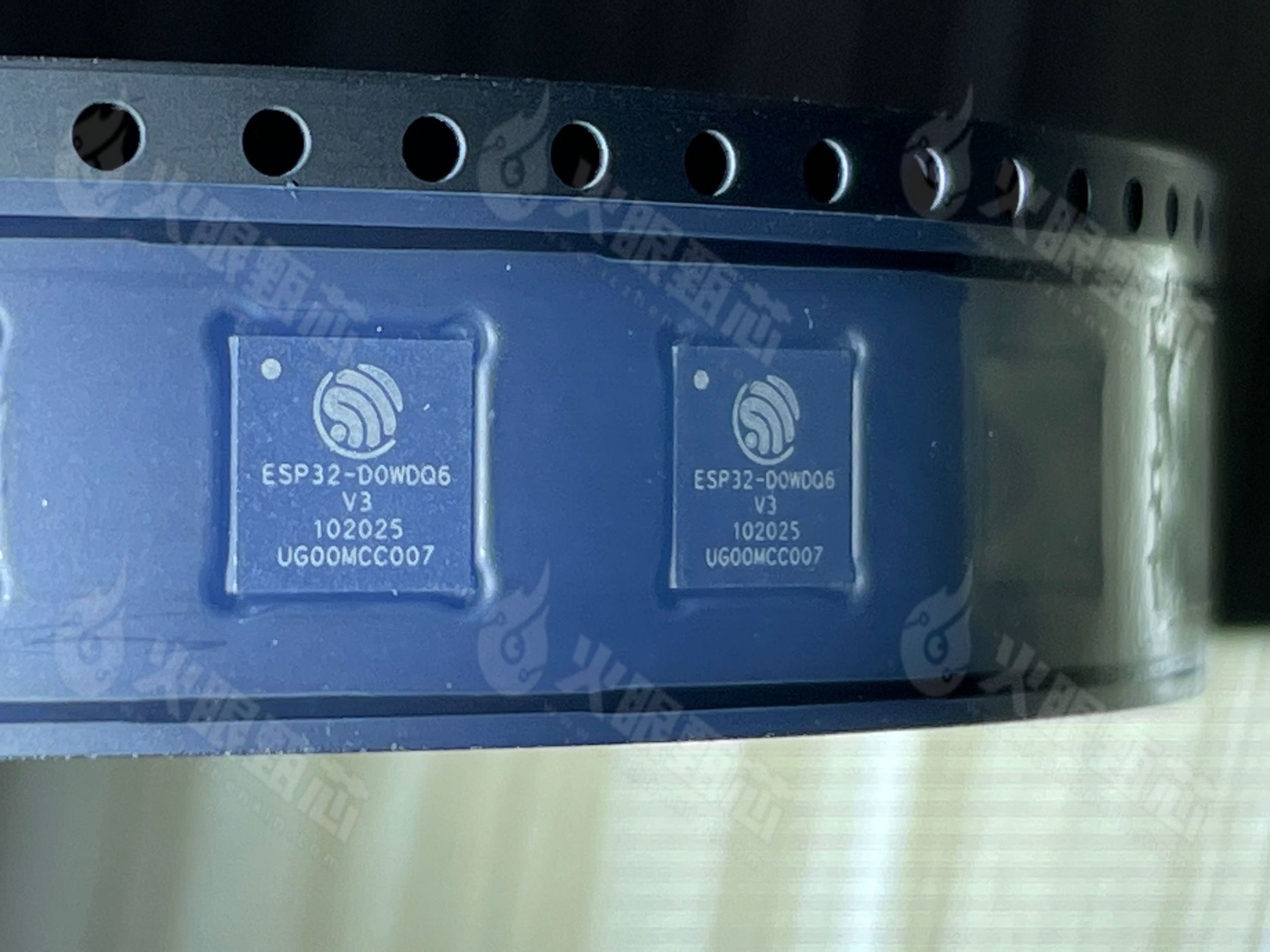 ESP32-D0WDQ6-V3