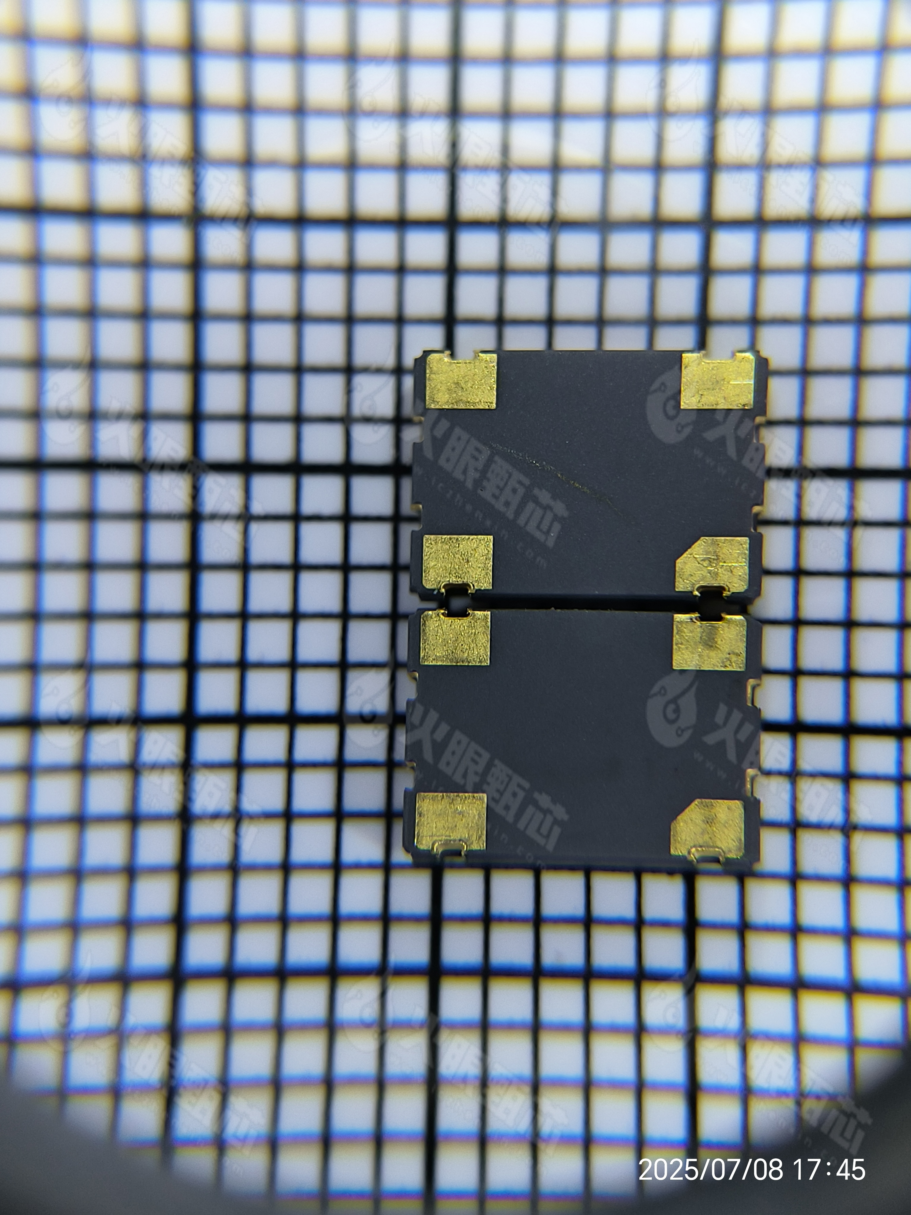 7W48000032