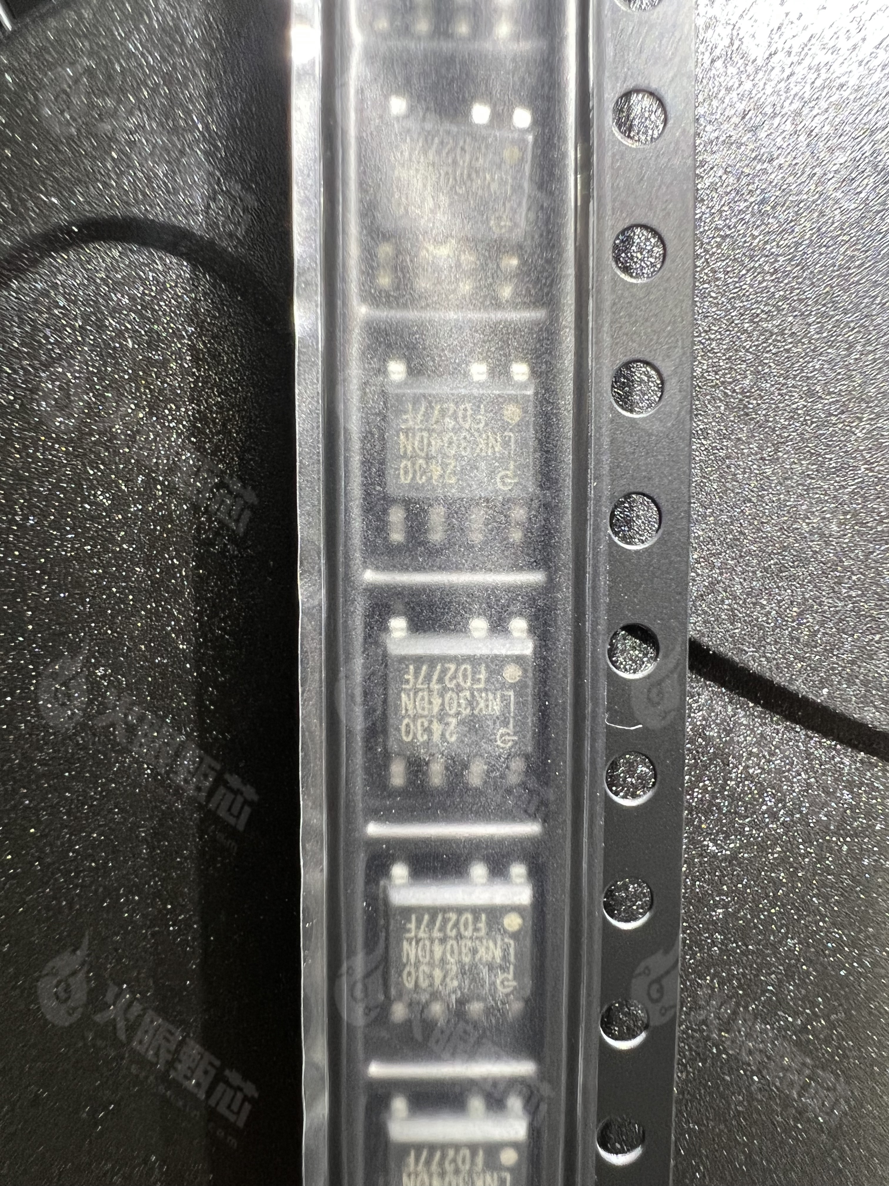 LNK3040DN-L