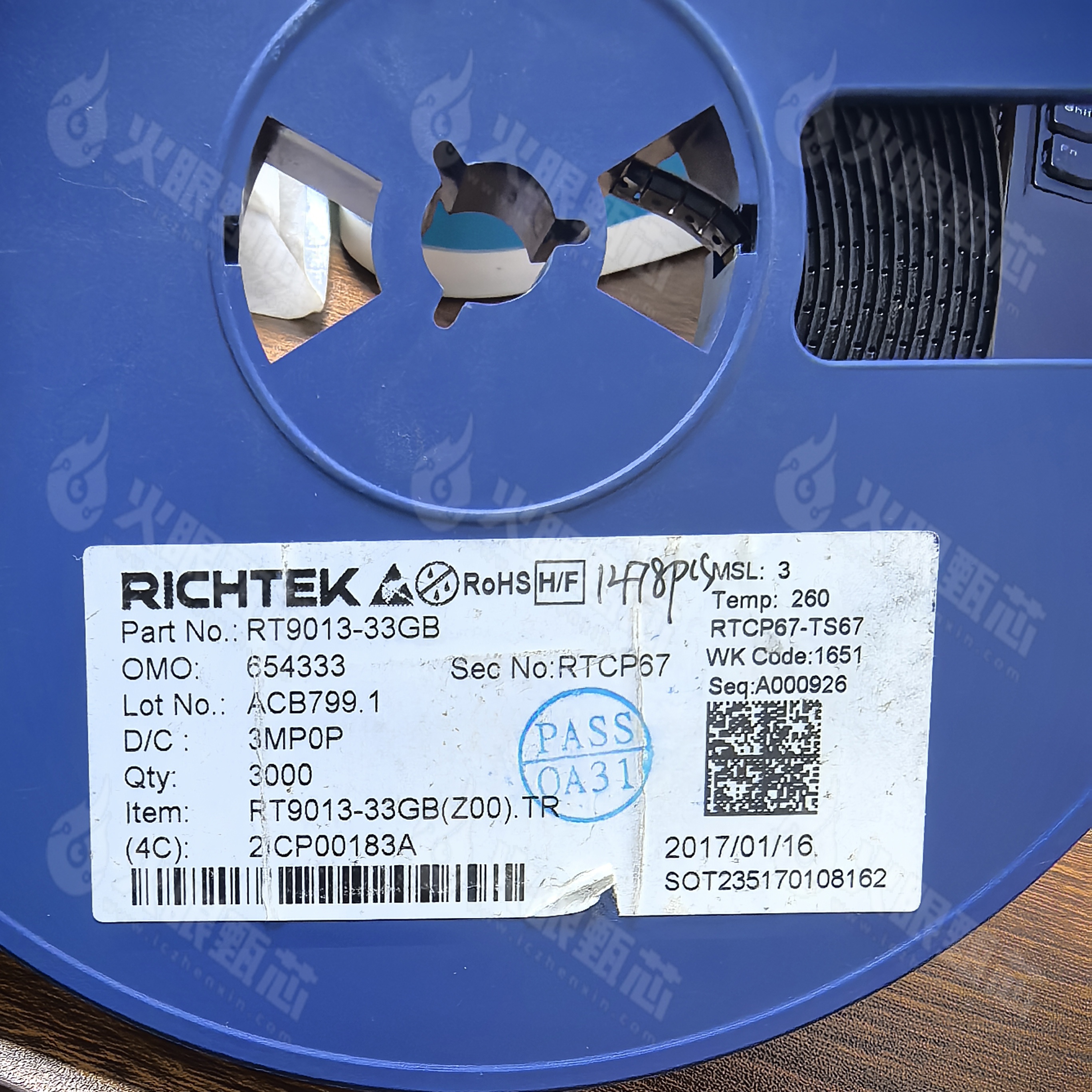 RT9013-33GB