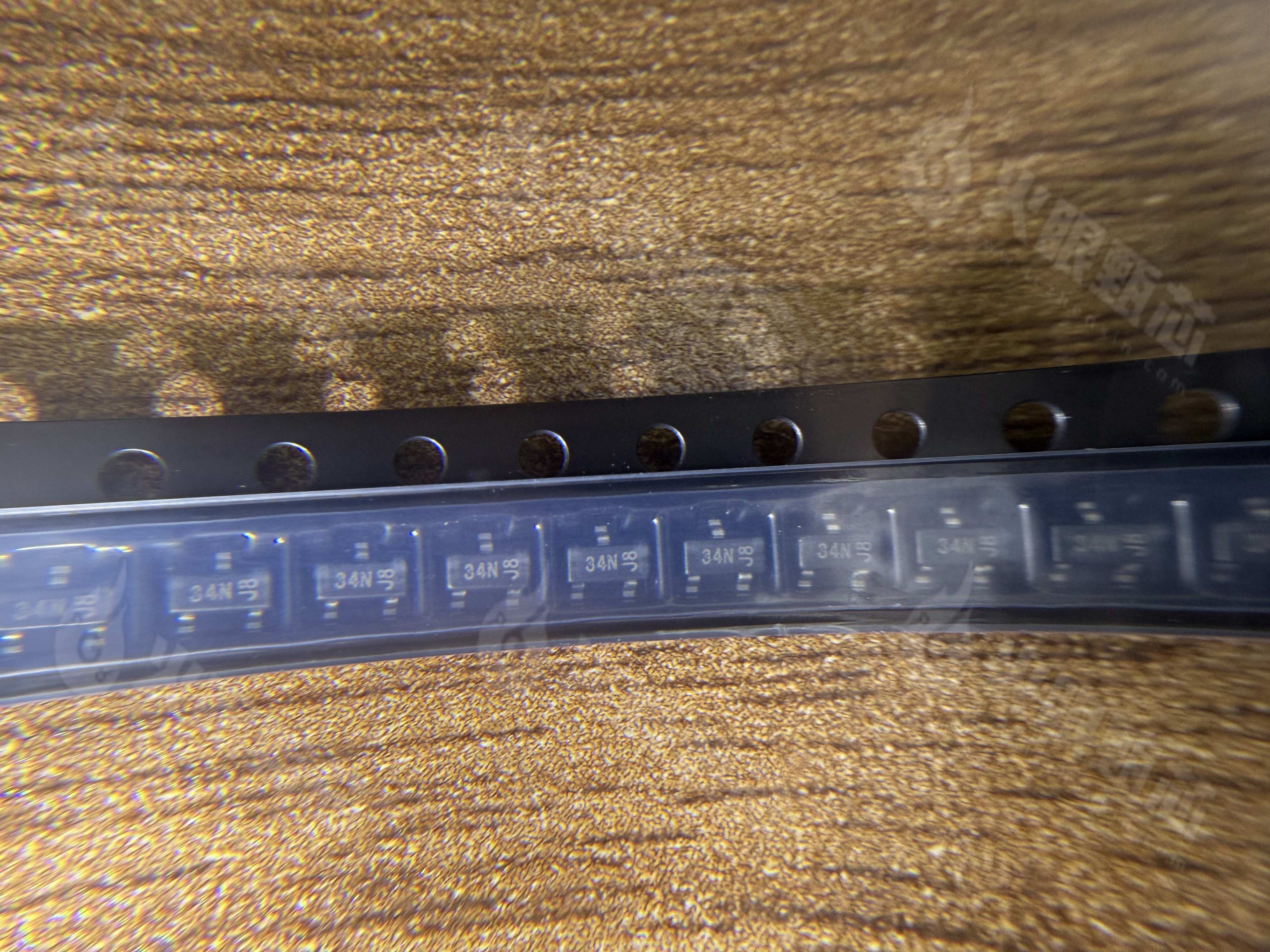 DMN3404LQ-7