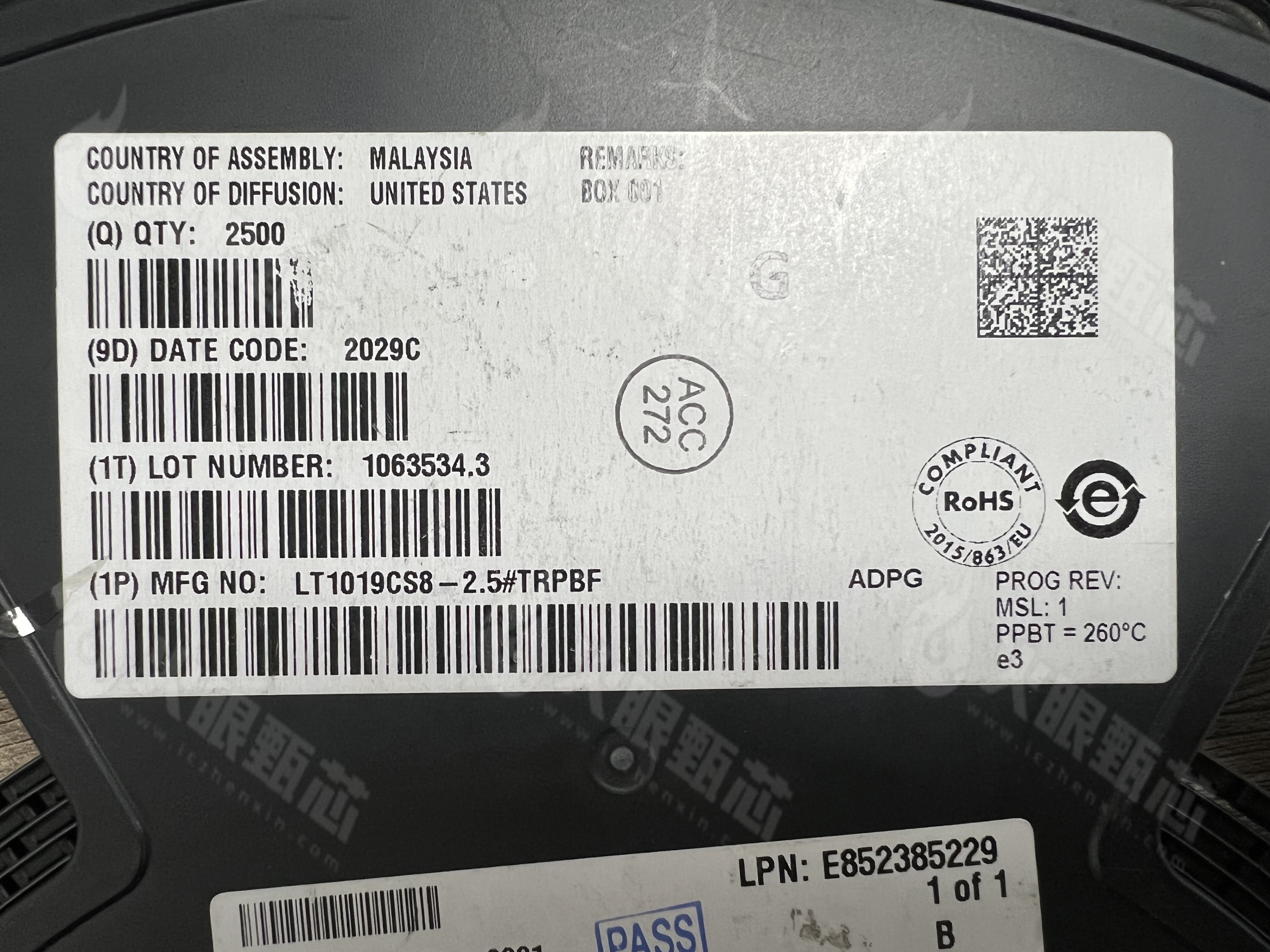 LT1019CS8-2.5