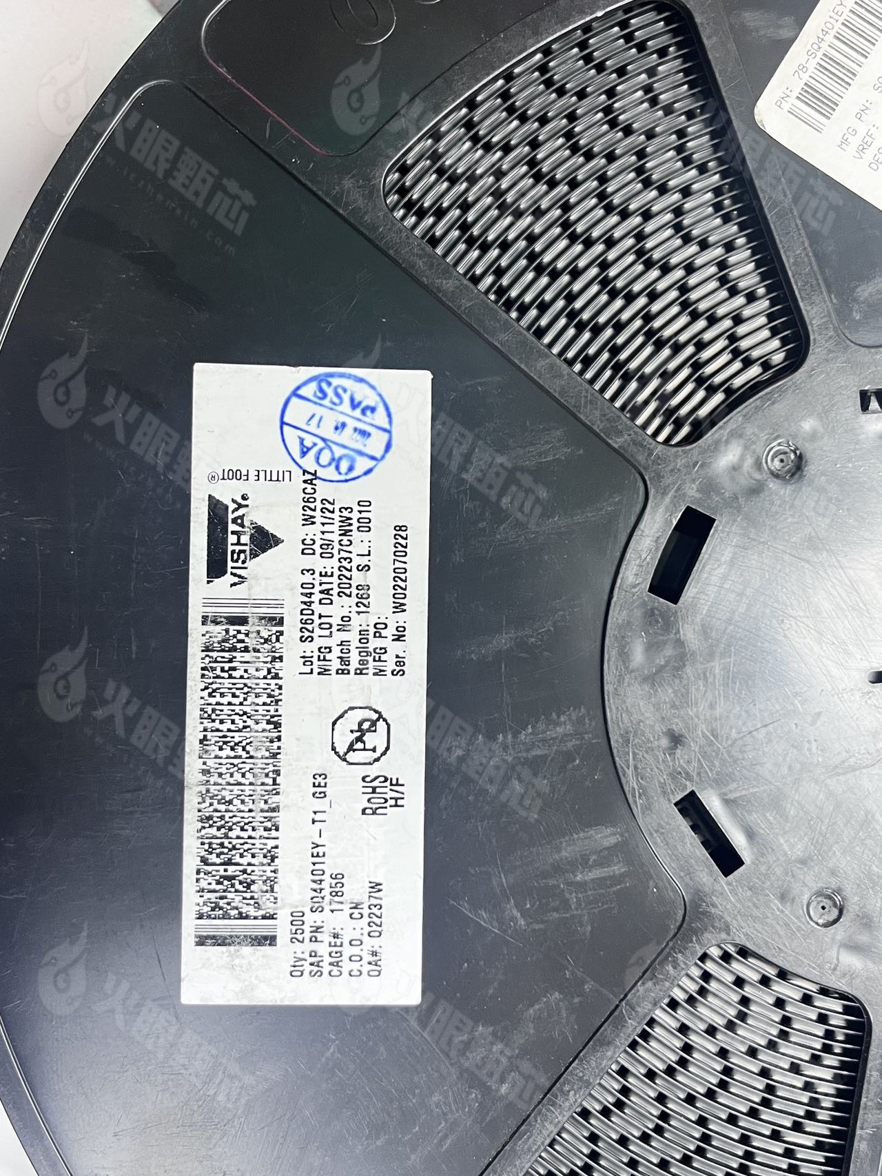 SQ4401EY-T1-GE3