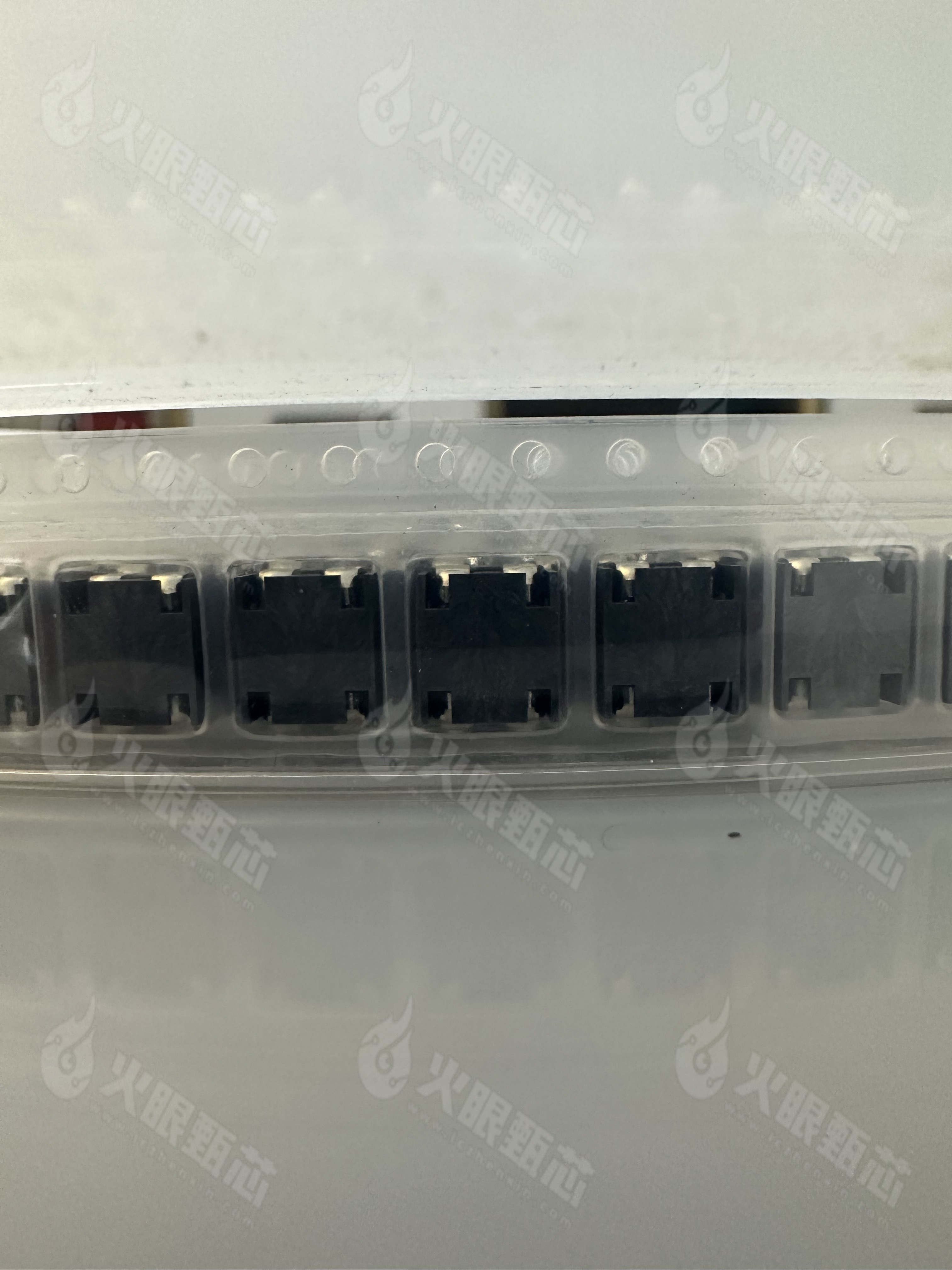 ACM70V-701-2PL-TL00
