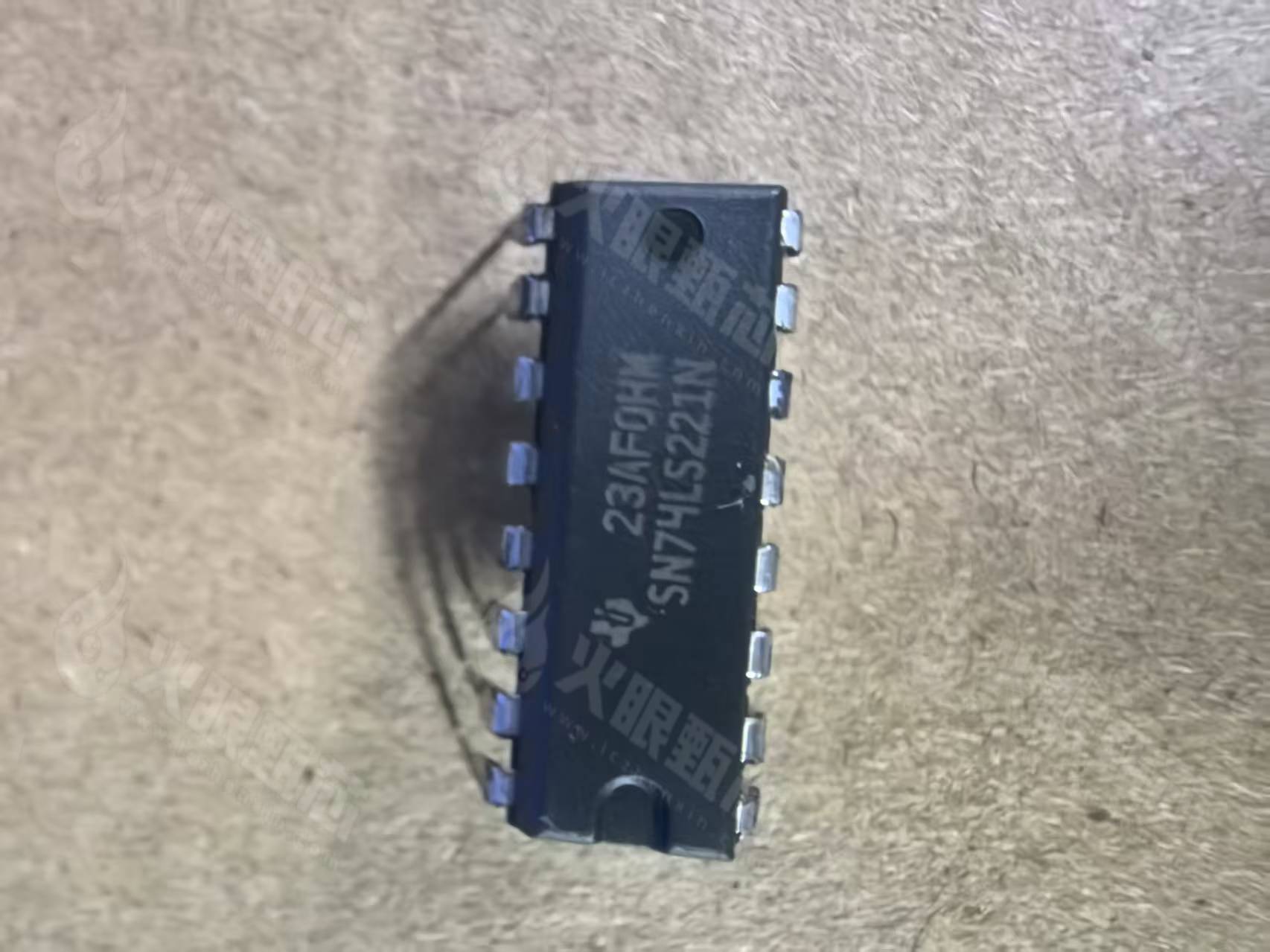 SN74LS221N