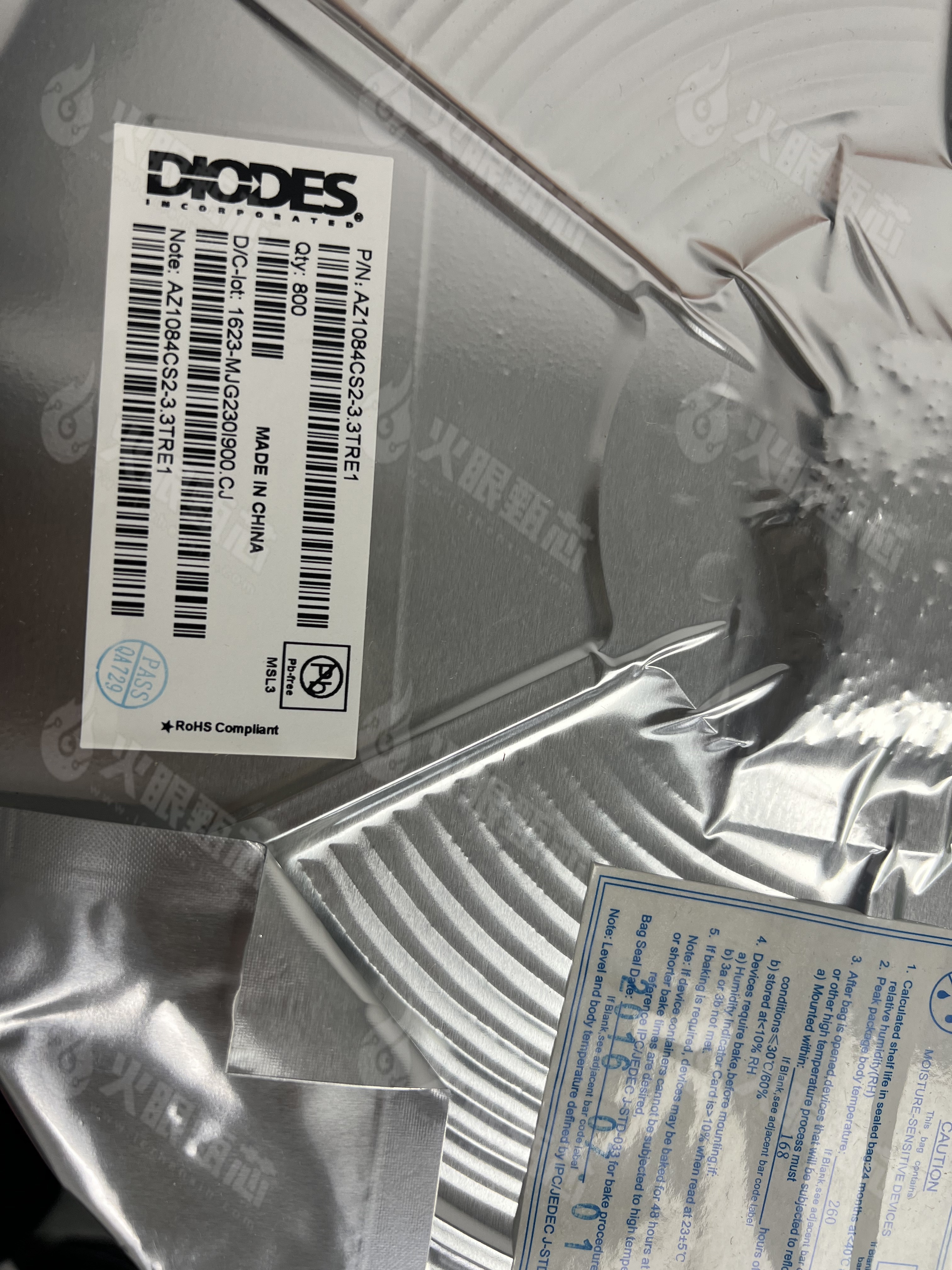 AZ1084CS2-3.3