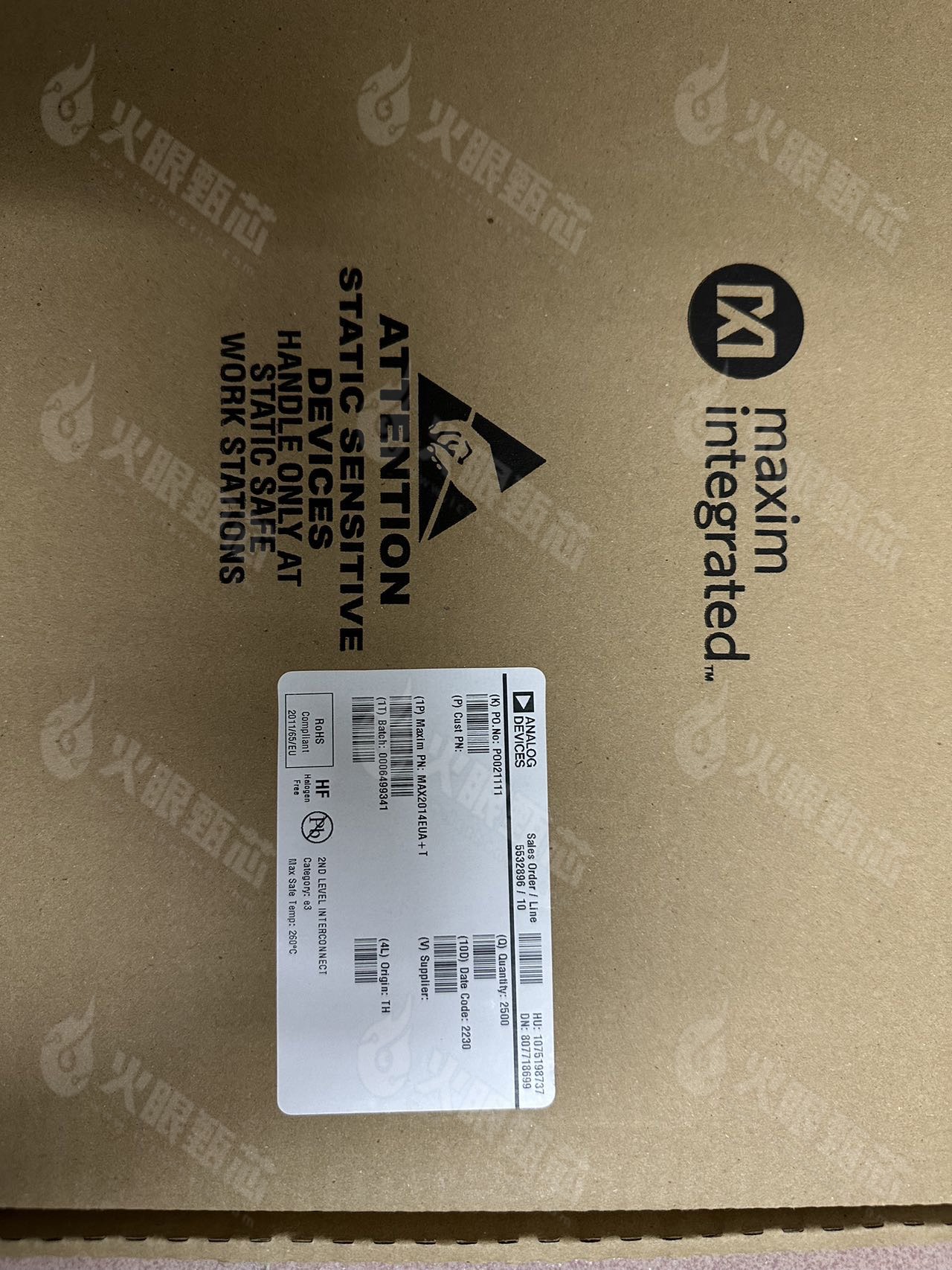MAX2014EUA+T