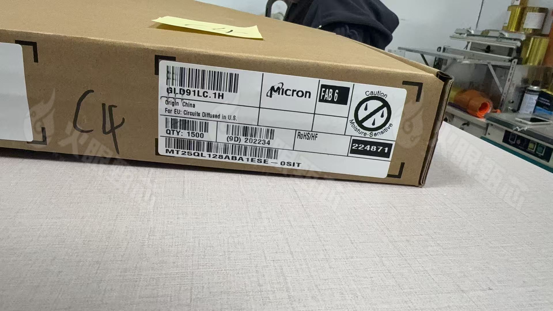 MT25QL128ABA1ESE-0SIT