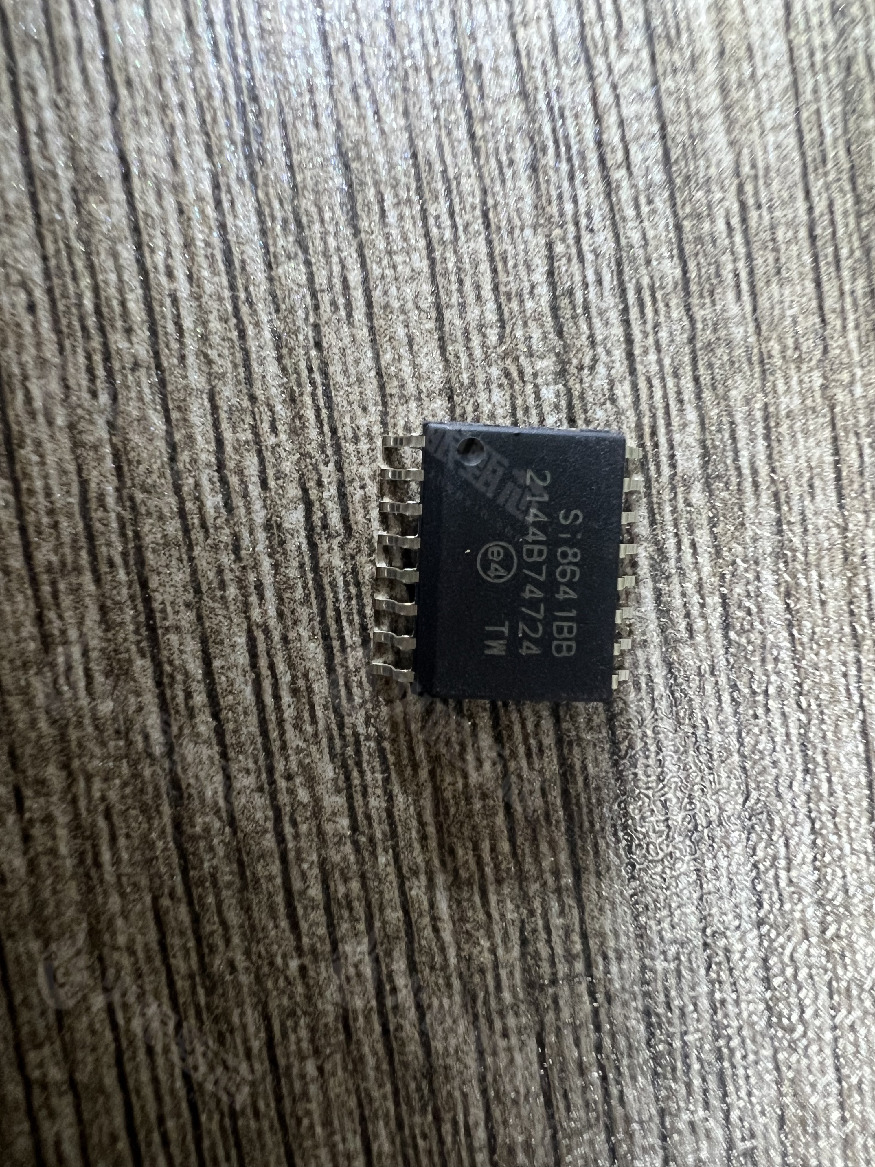 SI8641BB-B-IS