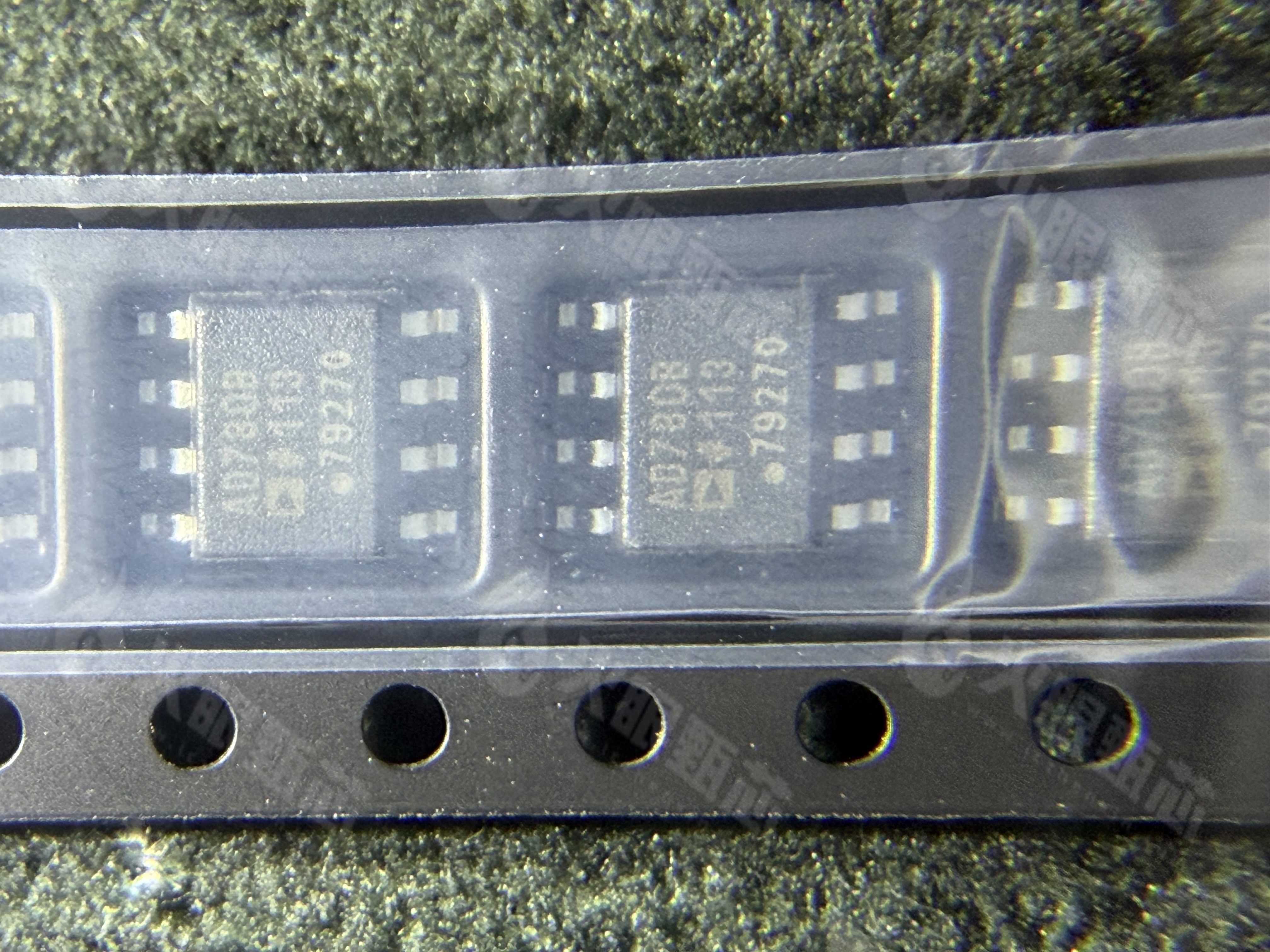 AD780BRZ-REEL7 AD780BRZ-REEL7