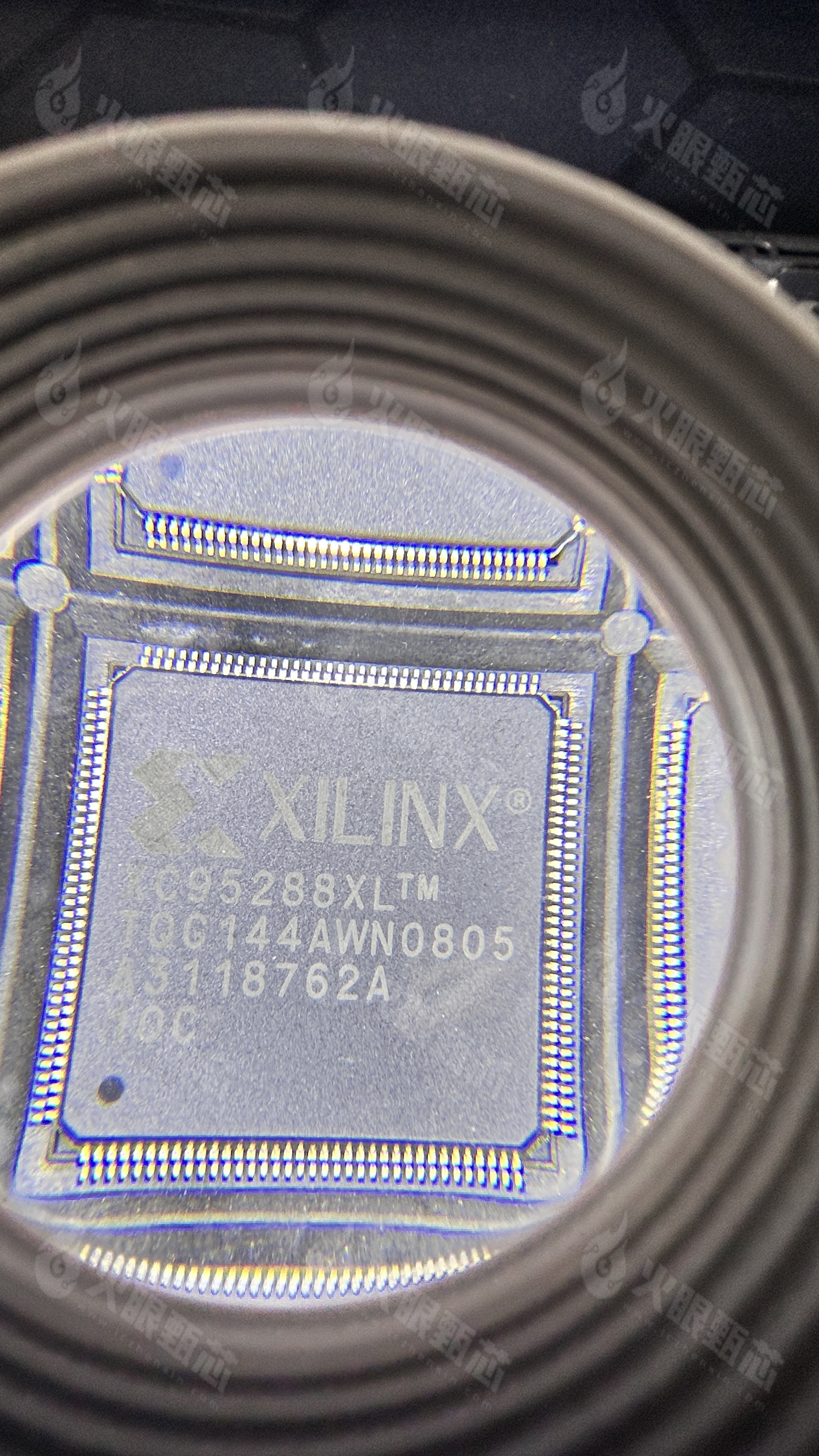 XC95288XL-10TQG144I XC95288XL-10TQG144I