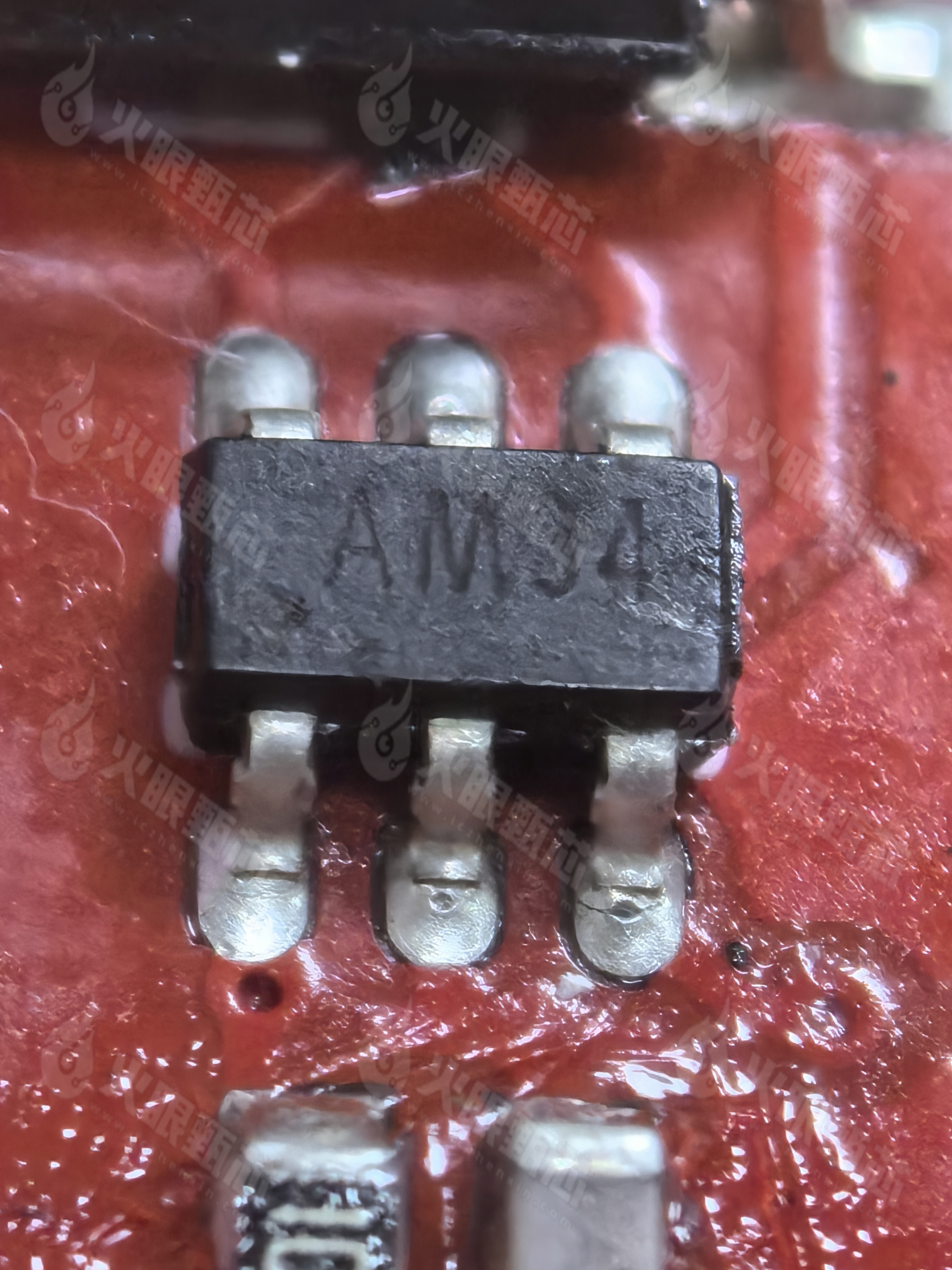 丝印：AM34
