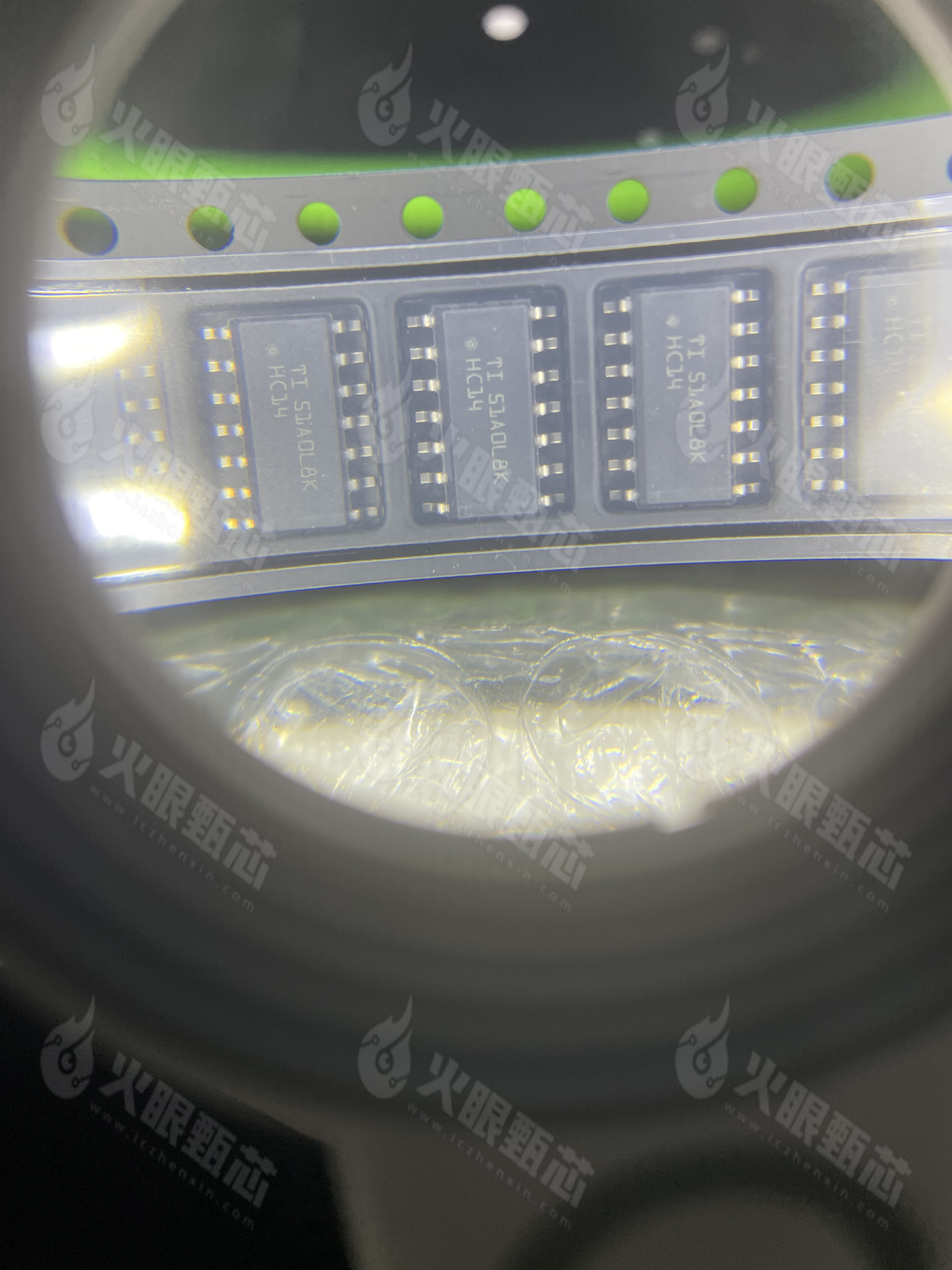 SN74HC14DR