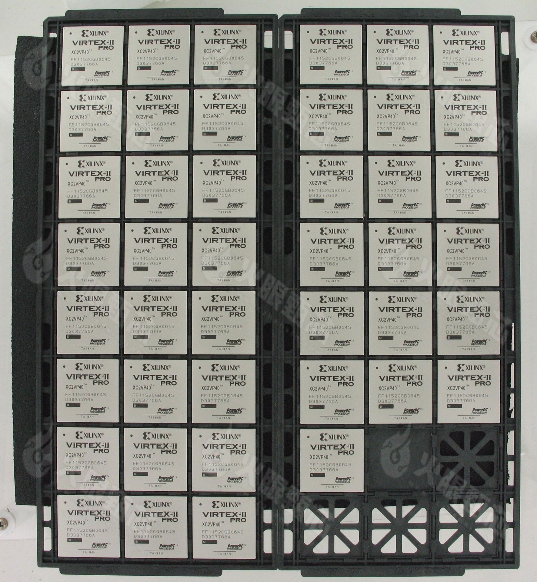 XC2VP40-5FF1152I