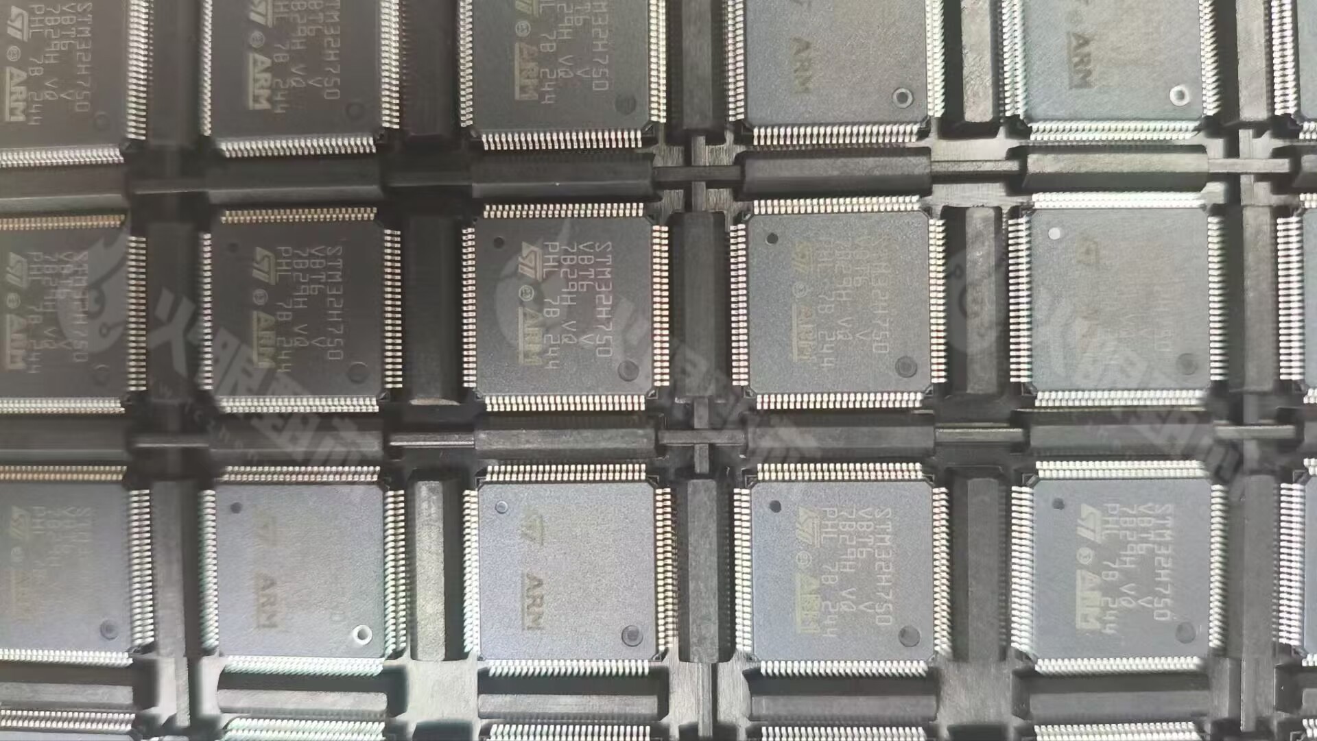 STM32H750VBT6