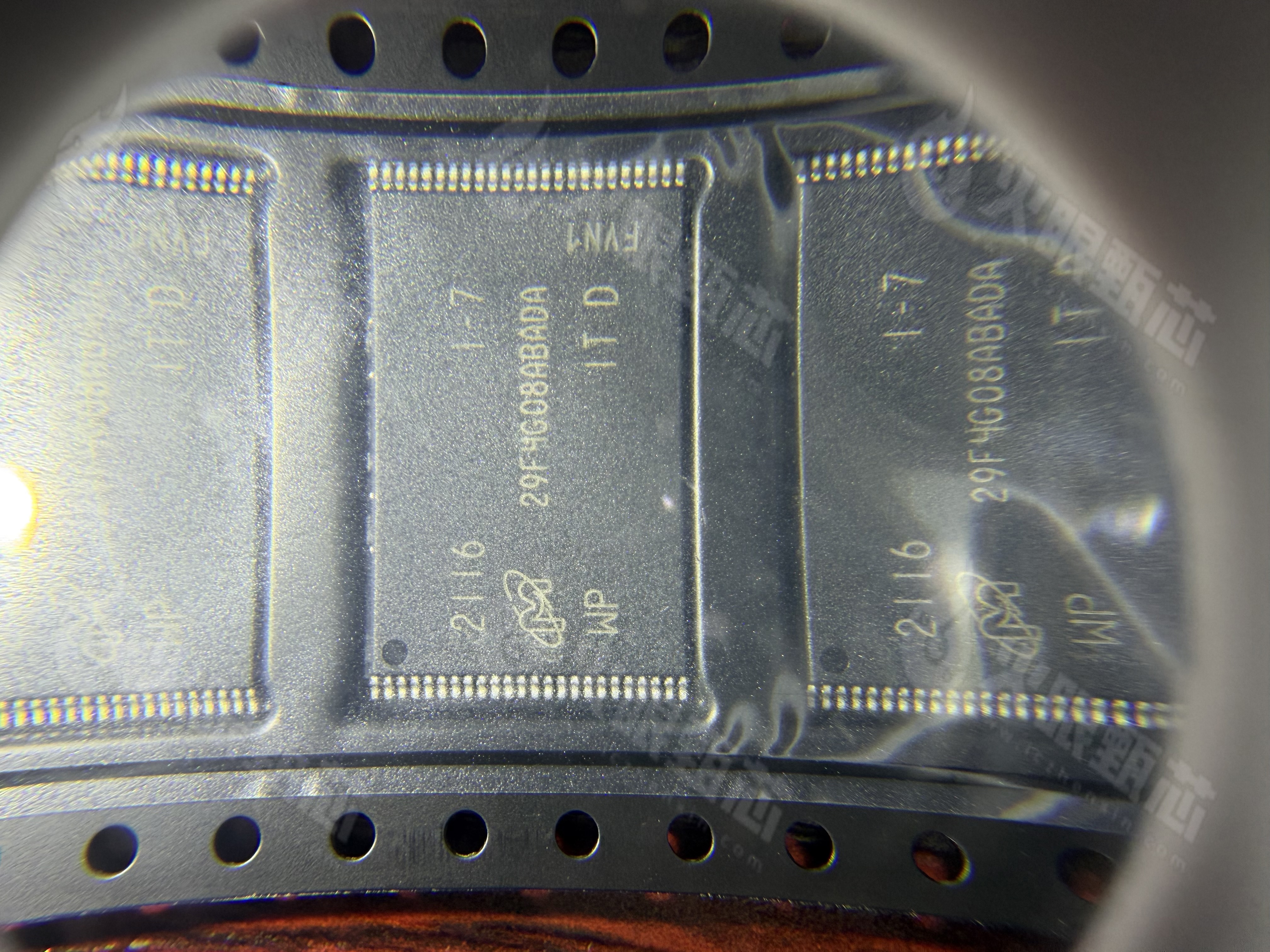 MT29F4G08ABADAWP-IT:D