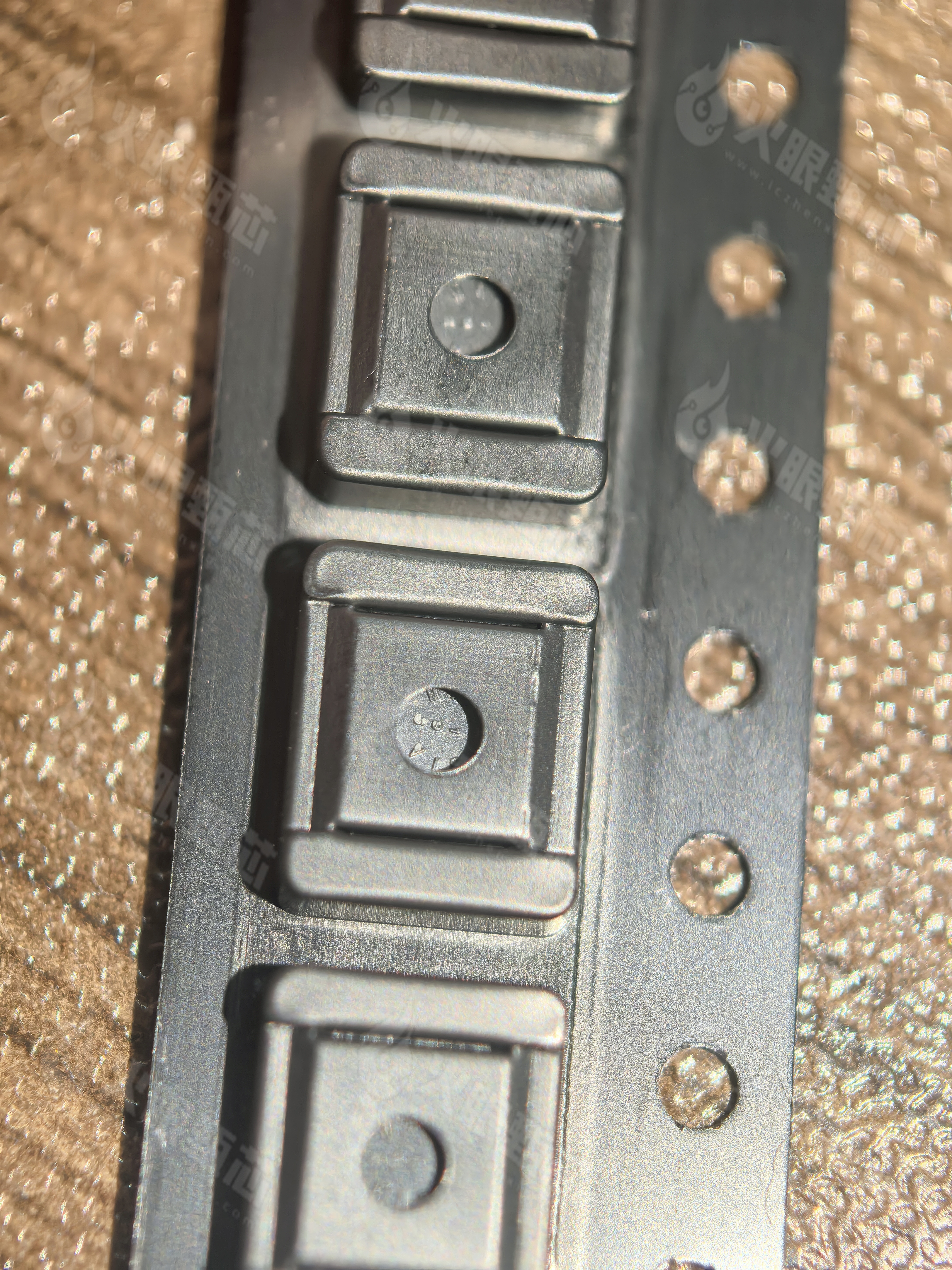 LT1129IS8-3.3#PBF LT1129IS8-3.3#PBF