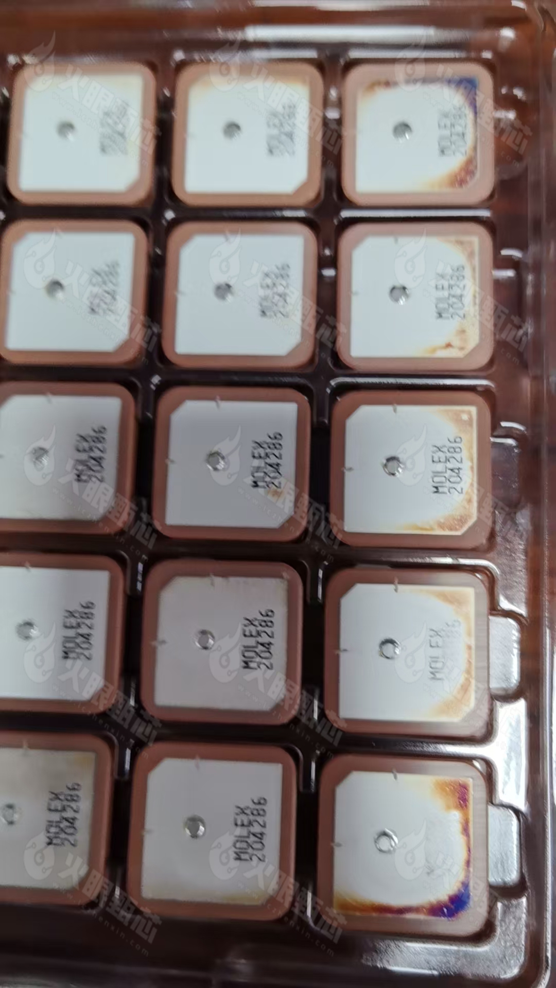 2042860001
