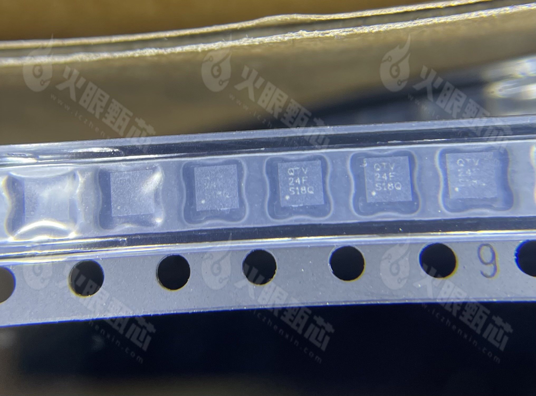 TPS62160DSGR
