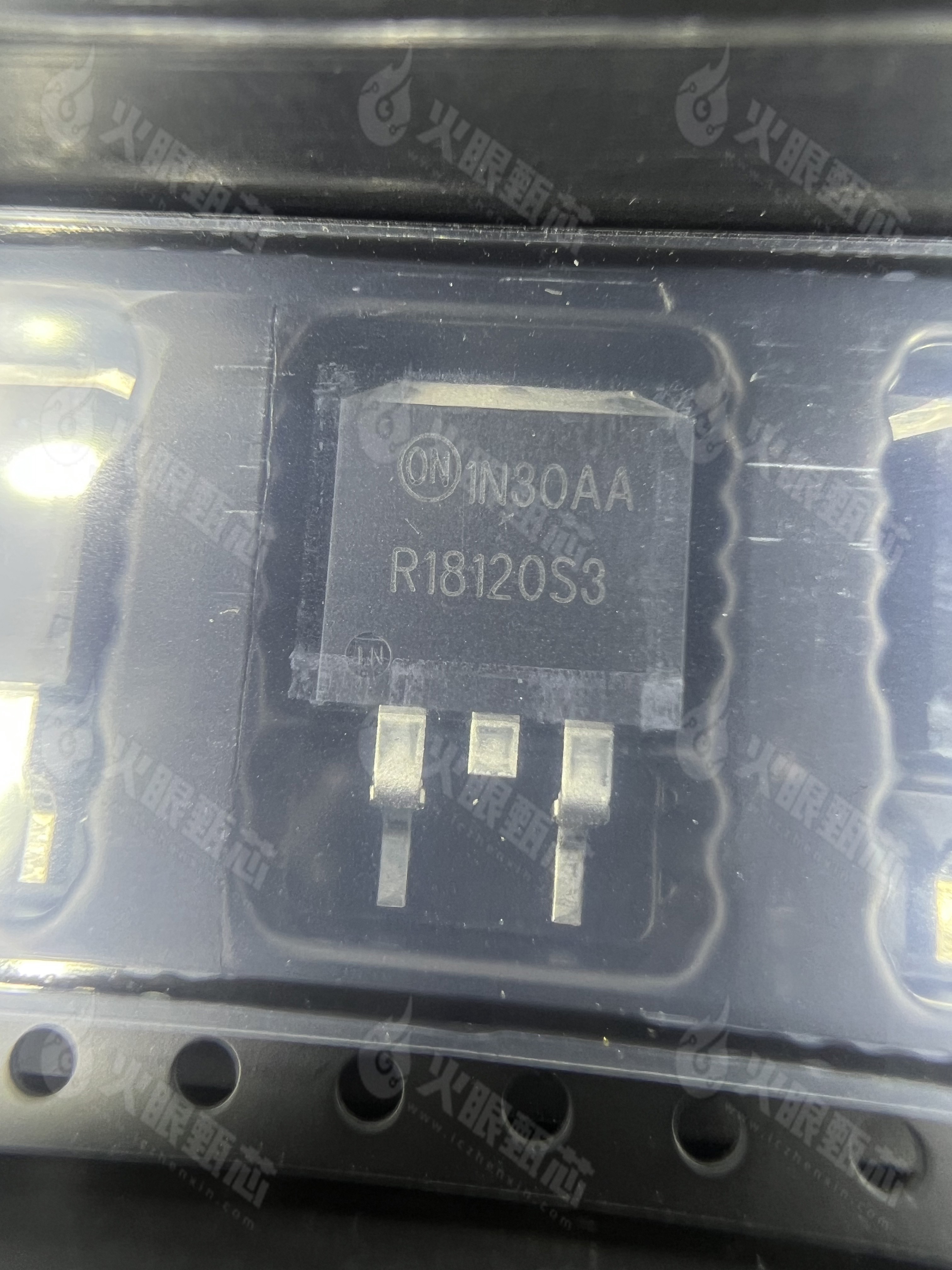 ISL9R18120S3ST