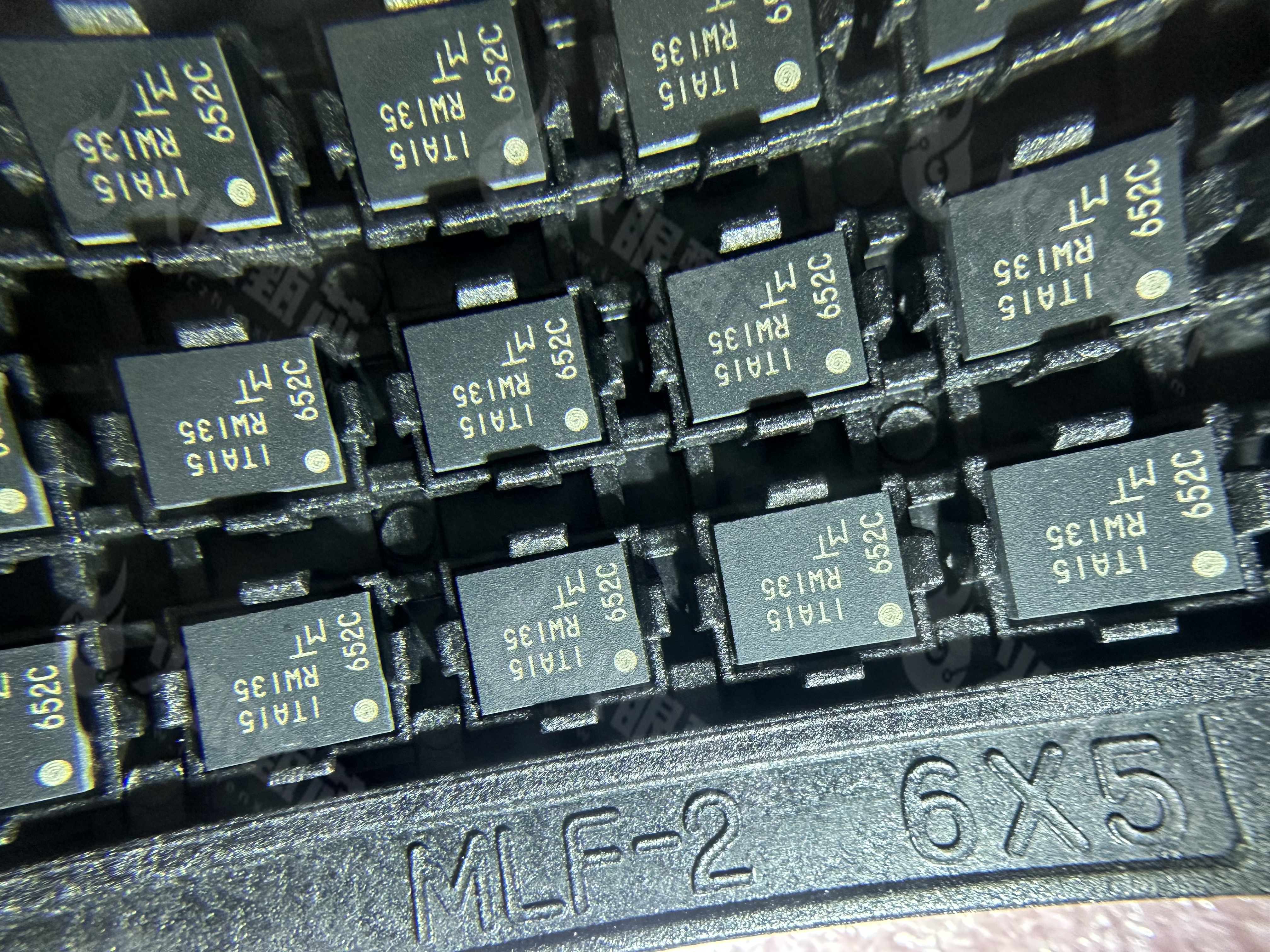 MT25QL128ABA1EW7-0SIT MT25QL128ABA1EW7-0SIT